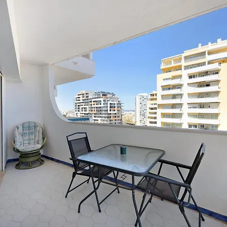 House Paraíso Frente à